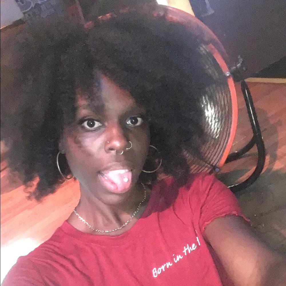 Meet your Posher, Charity